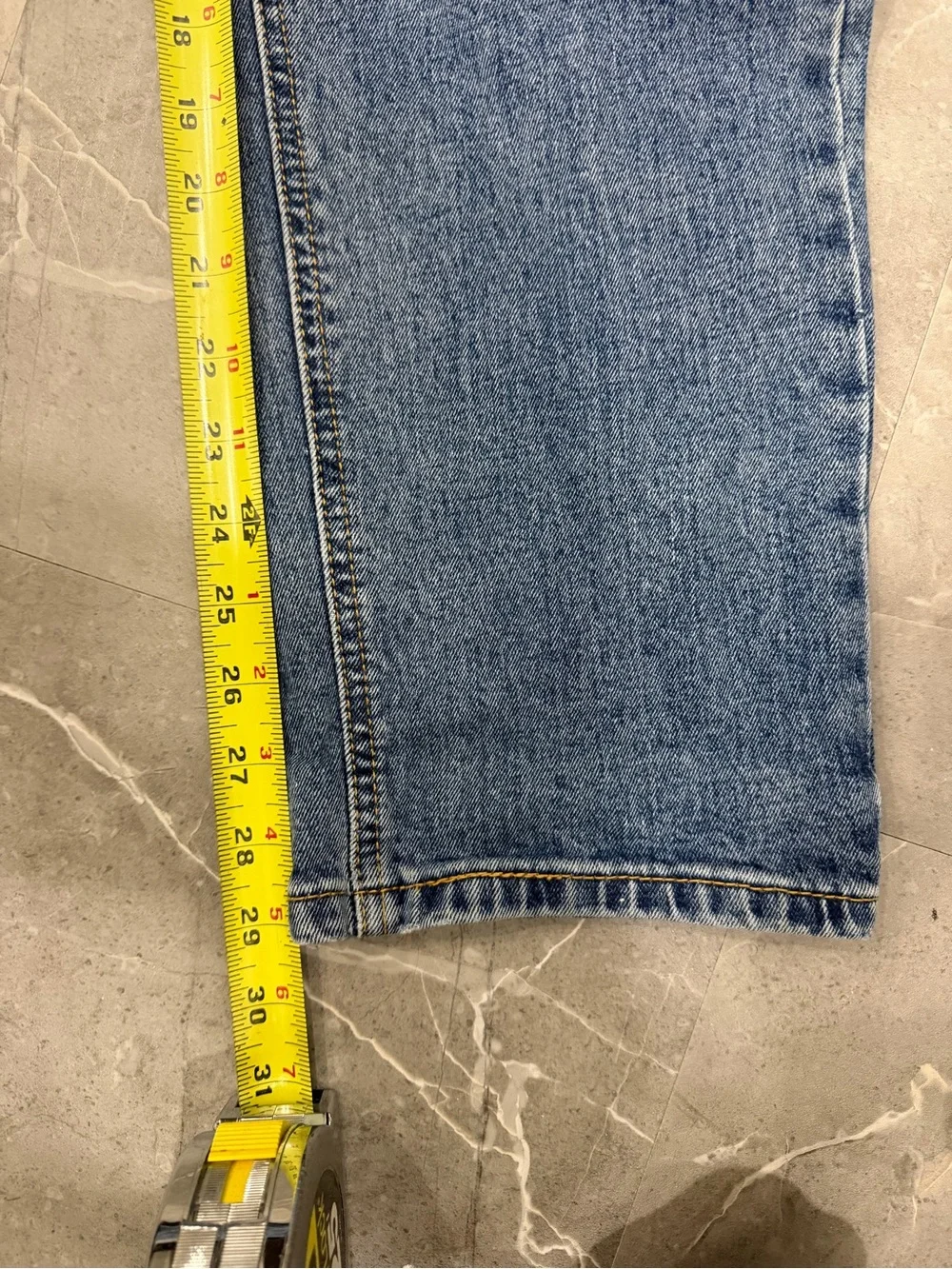 Levi's Men's 541 Blue Medium Wash Athletic Tapered 5-Pocket Jeans - 31 X 30
